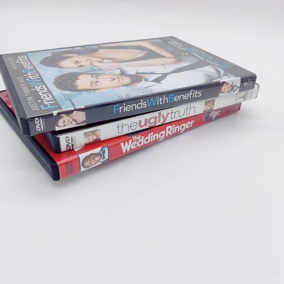 3 Movie Lot Dvd Romance Comedy The Wedding Ringer Ugly Truth Friends W/ Benefits - Picture 3 of 8